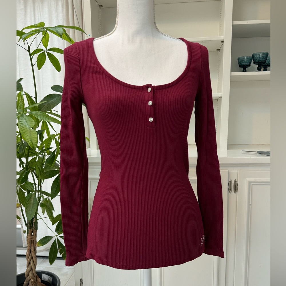 Long sleeved shirt